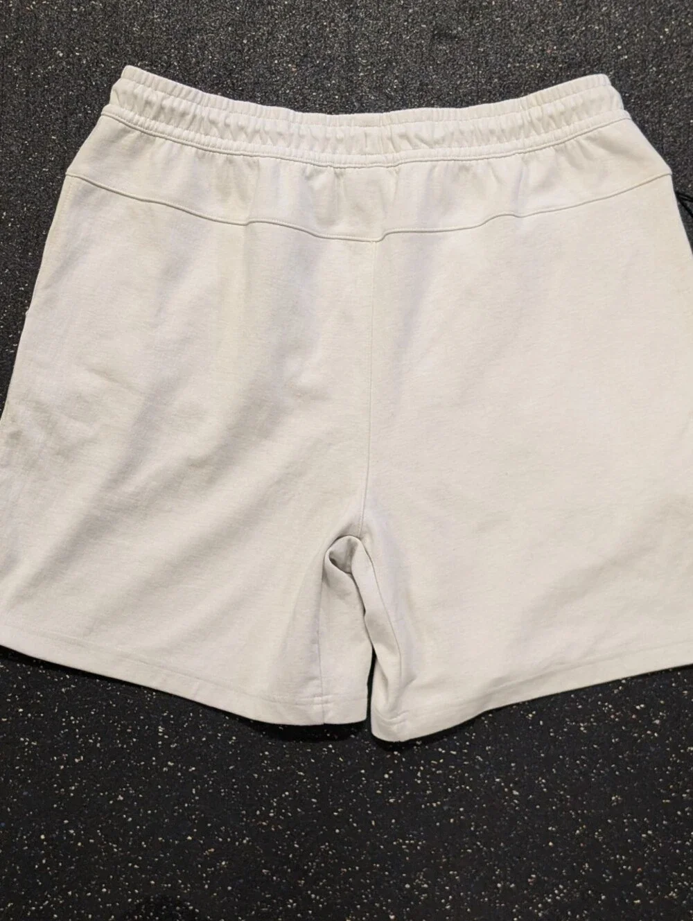 Nike Sportswear Tech Fleece Shorts Light Bone DD5301-210 Size 2XL